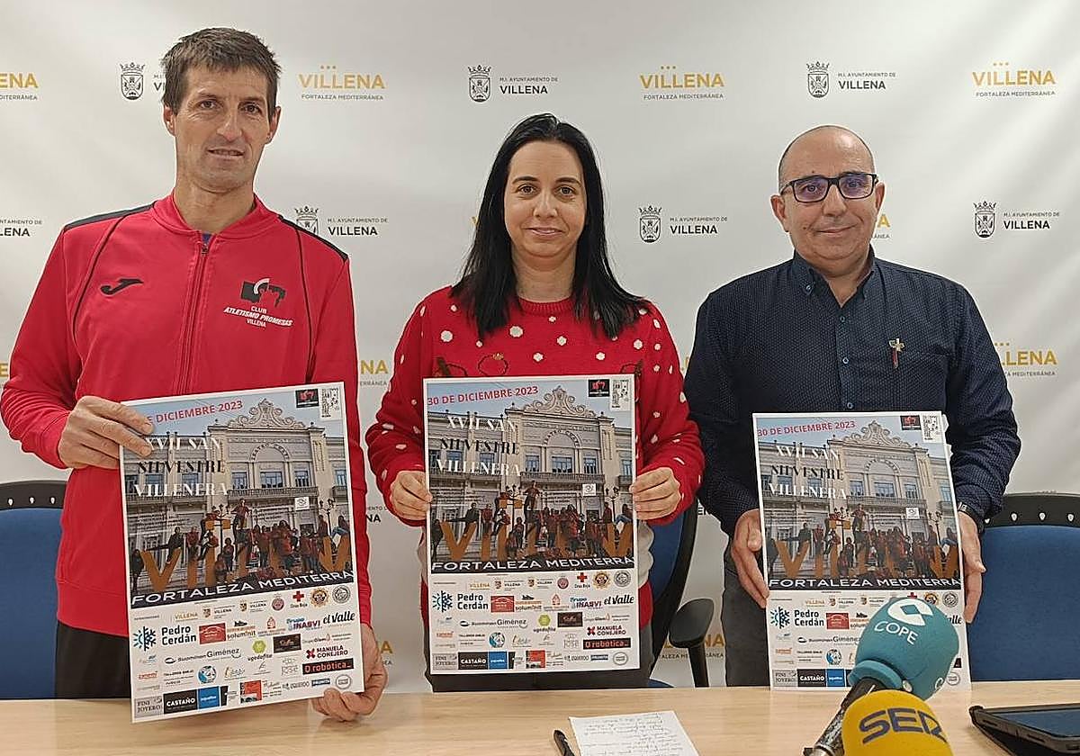 Los organizadores de la San Silvestre de Villena.