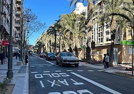 Coches ya circulando por Federico Soto.