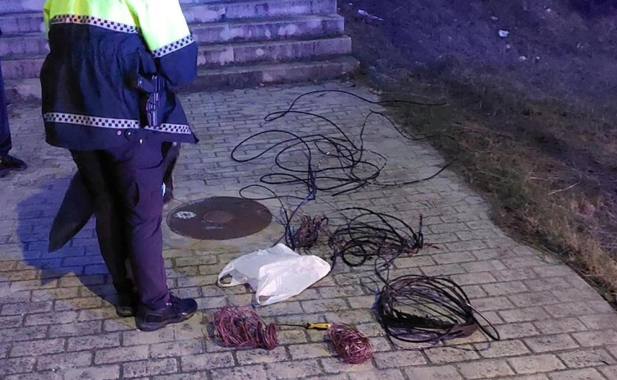 El robo dejó sin luz a los vecinos de la Avenida de Elche y la calle Cavaller Merita 