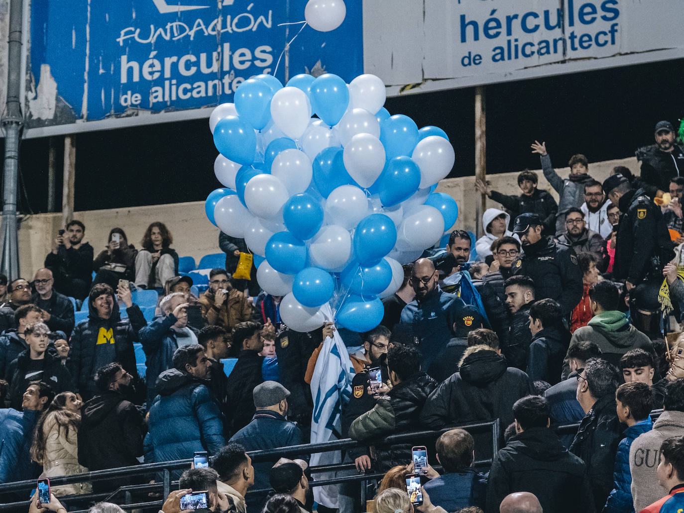 Fotos: Alicante vibra con fútbol de &#039;primera&#039;