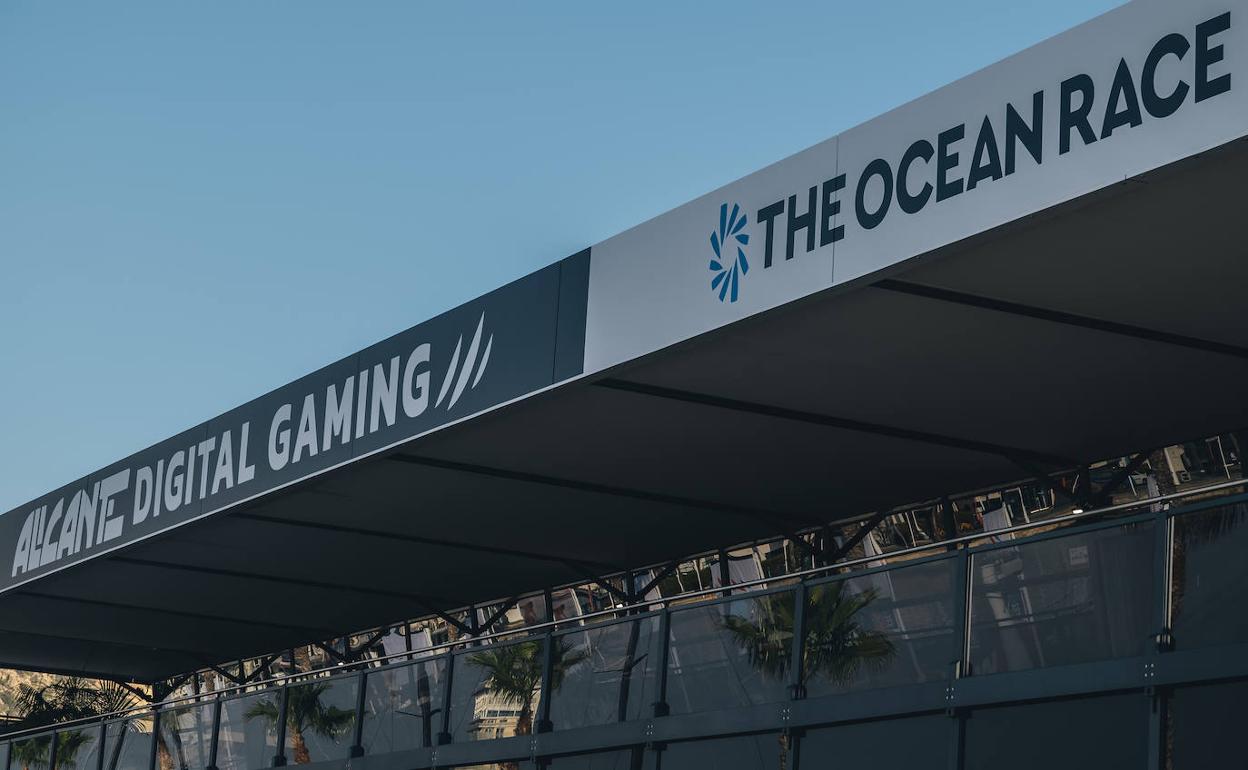 Carpa de la zona de Gaming del Ocean Live Park
