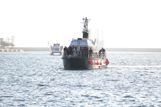 Los Reyes Magos llegan en barco a Alicante