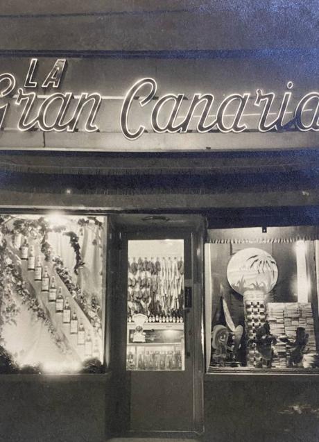 Imagen - Fotografía de la época de uno de los escaparates de la Gran Canaria. 