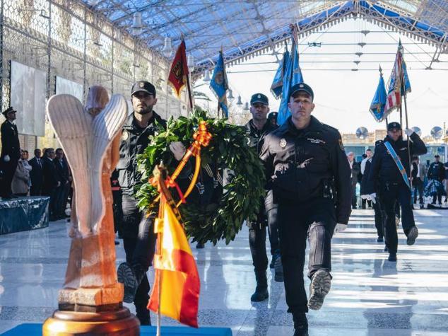 Fotos: 199 Aniversario de la Policía Nacional de Alicante