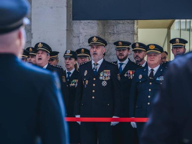 Fotos: 199 Aniversario de la Policía Nacional de Alicante