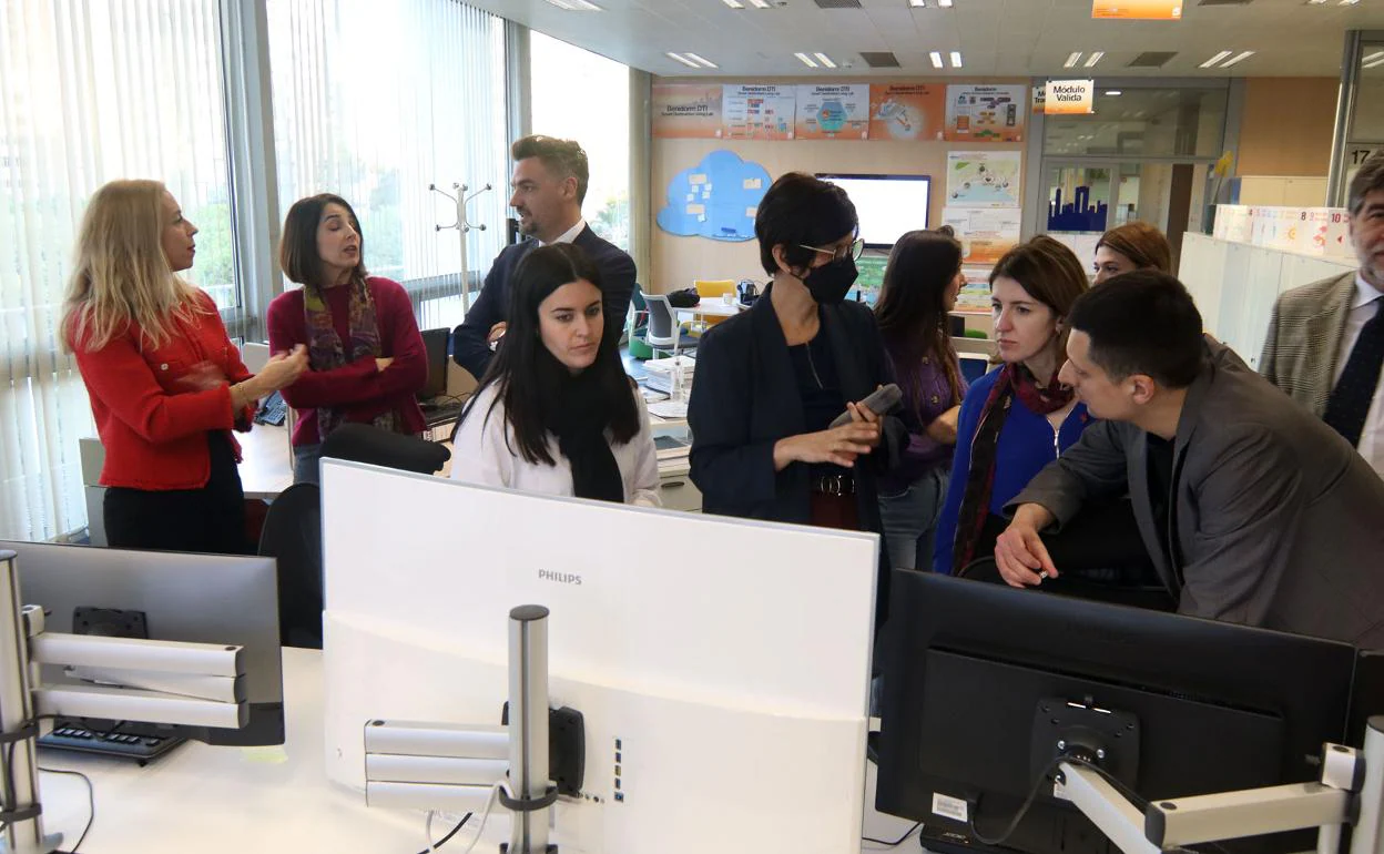 Imagen de la visita de la delegación ucraniana a Benidorm