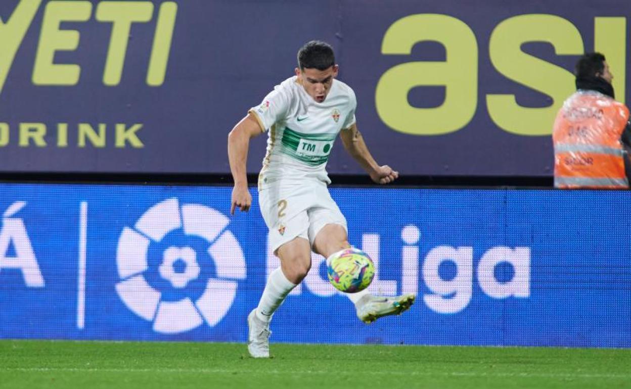 Centro de Lautaro Blanco en Cádiz que Ezequiel Ponce remató para marcar el 1-1 