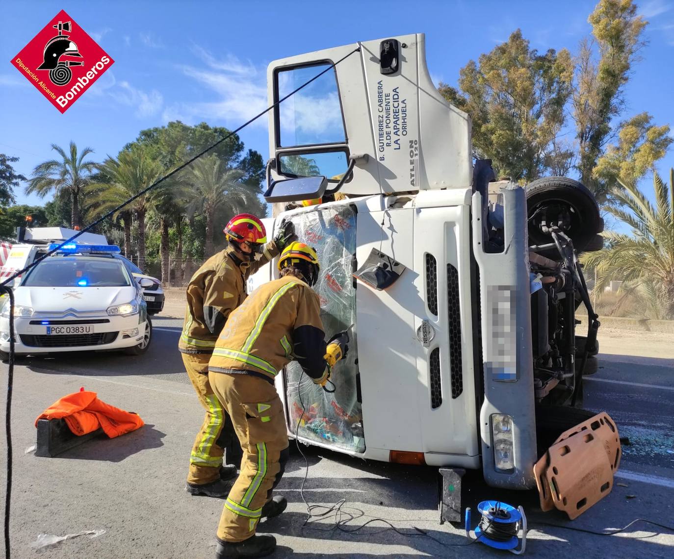 Imagen secundaria 1 - Imágenes del accidente 