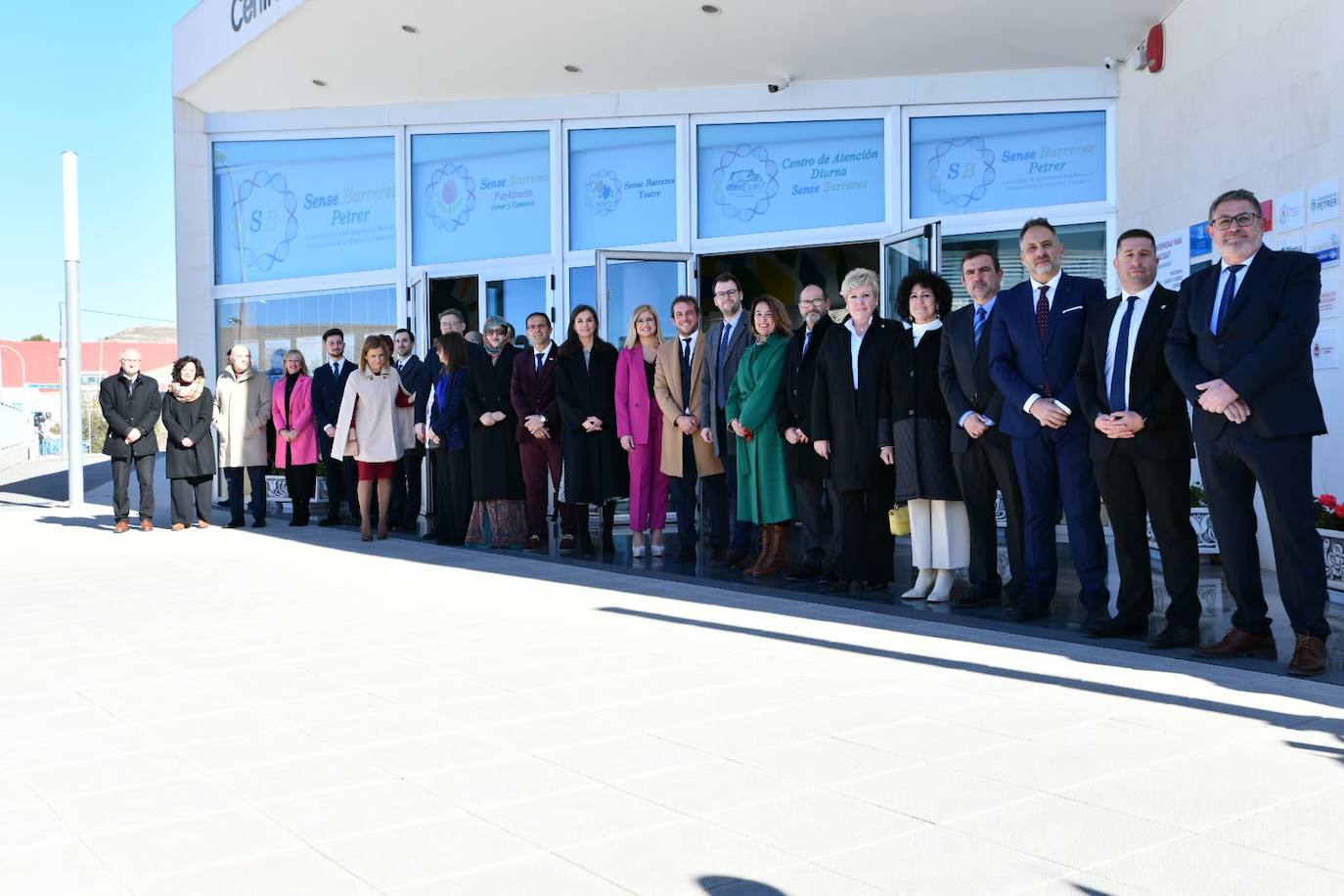 Fotos: La reina Letizia se muestra cercana en su visita a Petrer