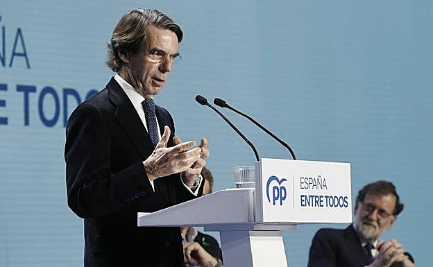El expresidente José María Aznar durante su discurso en Valencia.