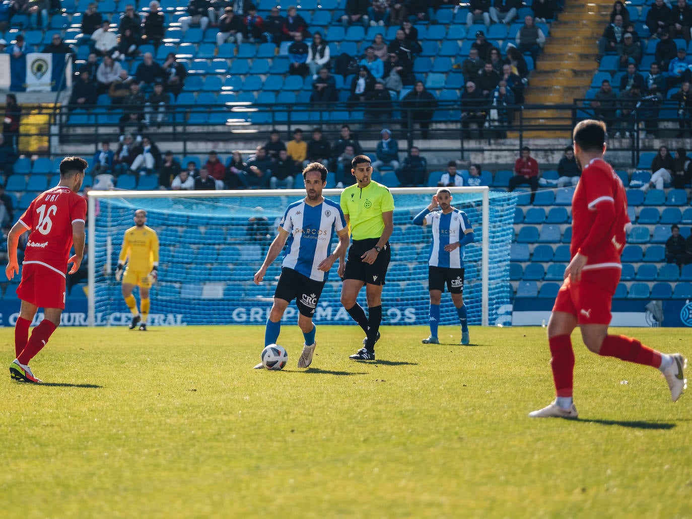 Fotos: El partido del Hércules contra el Prat en imágenes