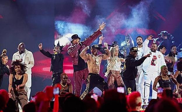 La actuación en homenaje al hip hop y el rap.