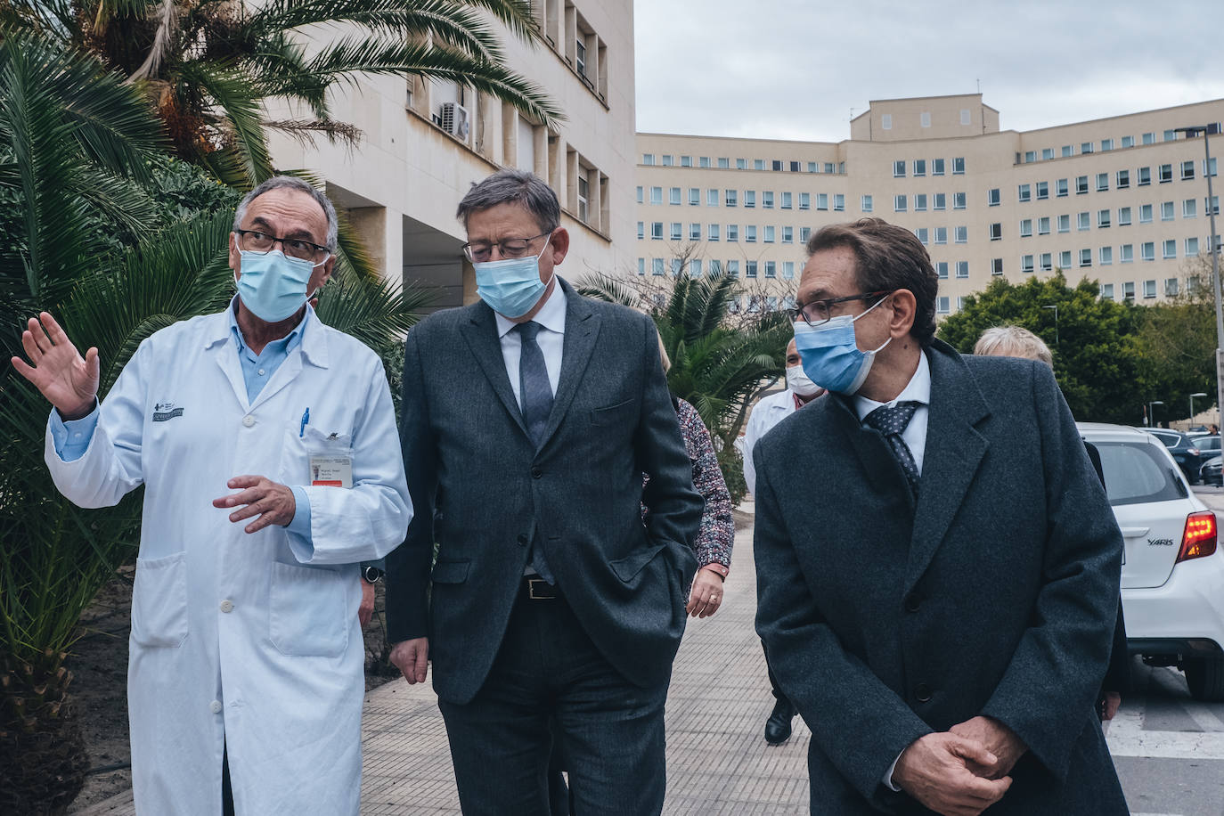 Fotos: Avanzan las obras en el edificio de Urgencias del Hospital General de Alicante | El presidente de la Generalitat Valenciana, Ximo Puig, y el conseller de Sanidad, Miguel Mínguez de visita