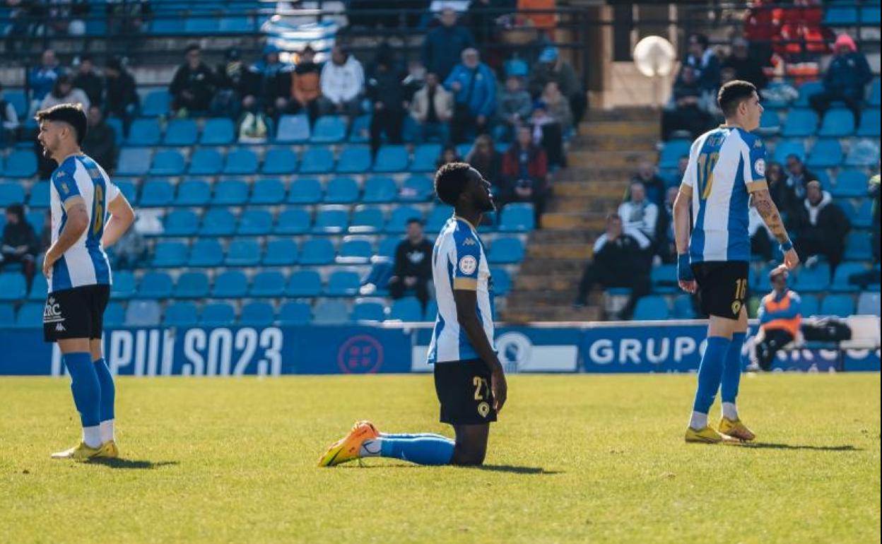 Jean Paul se lamenta tras su expulsión.