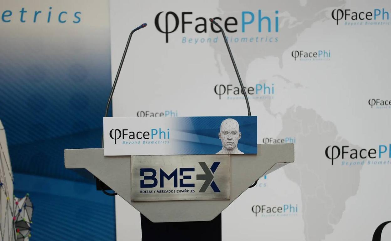 Una de las conferencias de la empresa alicantina 