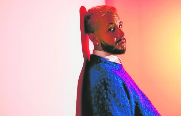 El cantante, compositor y productor Mora. 