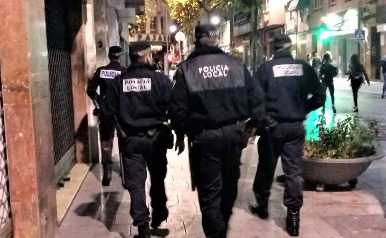 Patrulla de la Policía Local de Elda.