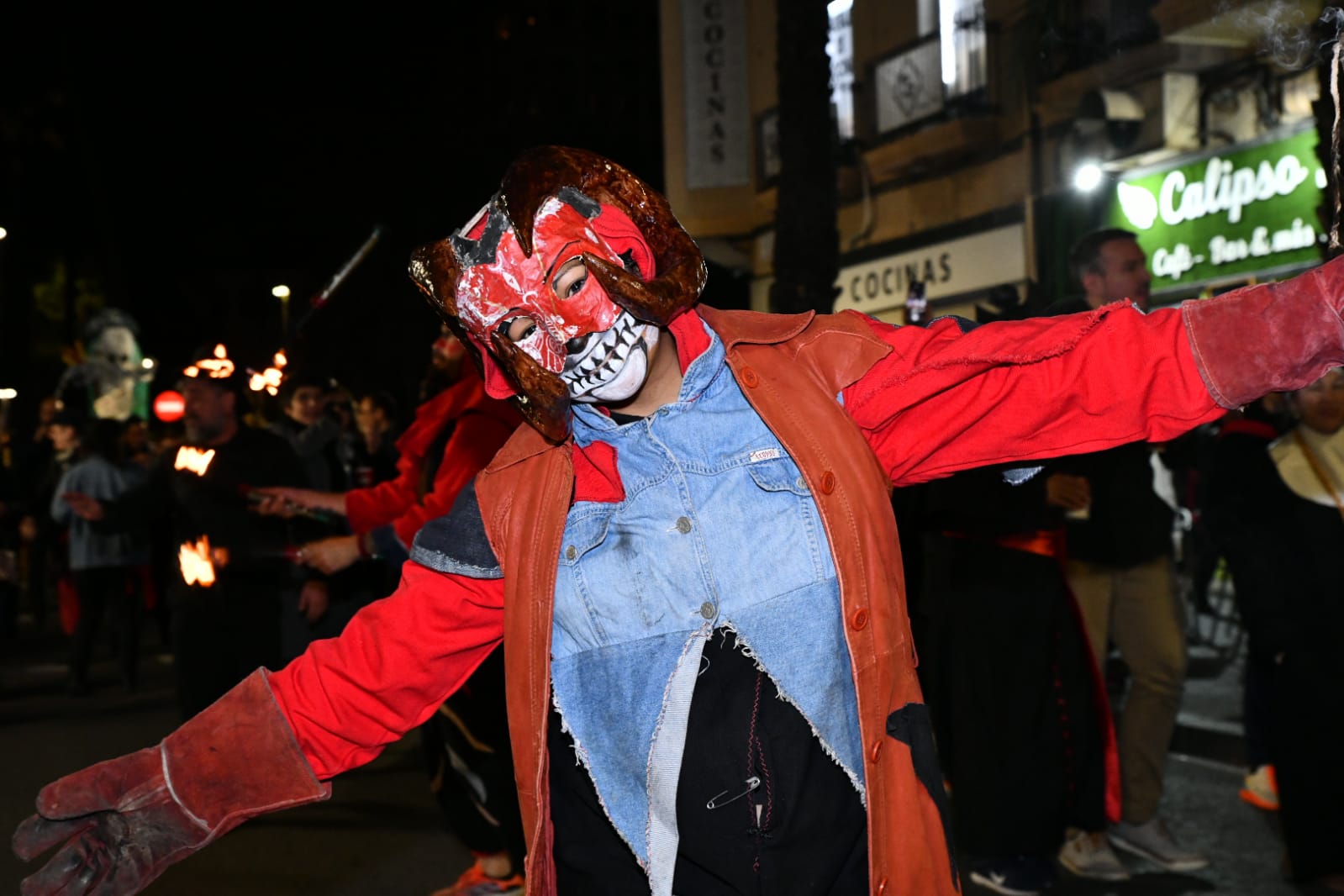 Fotos: El &#039;Entierro de la sardina&#039; pone fin al Carnaval 2023 de Alicante