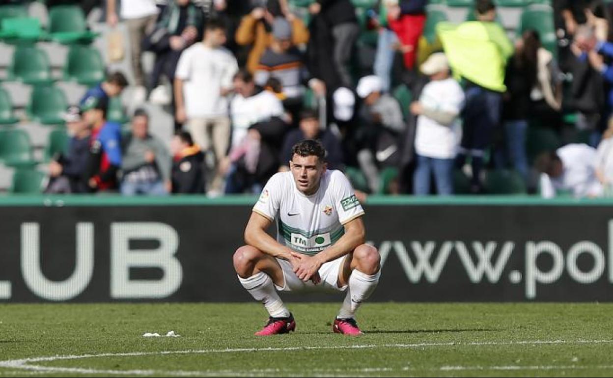 Lucas Boyé, desolado al término del choque ante el Espanyol 