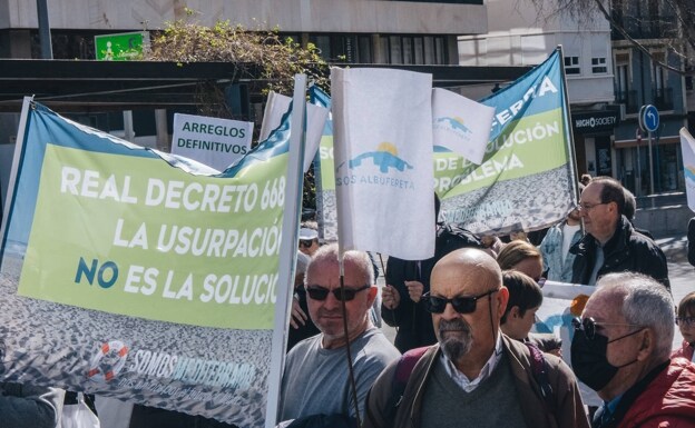 Somos Mediterrania exige en Alicante una solución al problema del deslinde de la costa