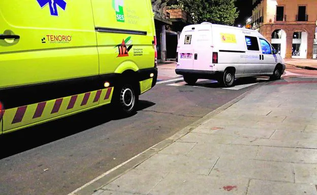 Fallece un motorista al chocar contra una palmera en Torrevieja