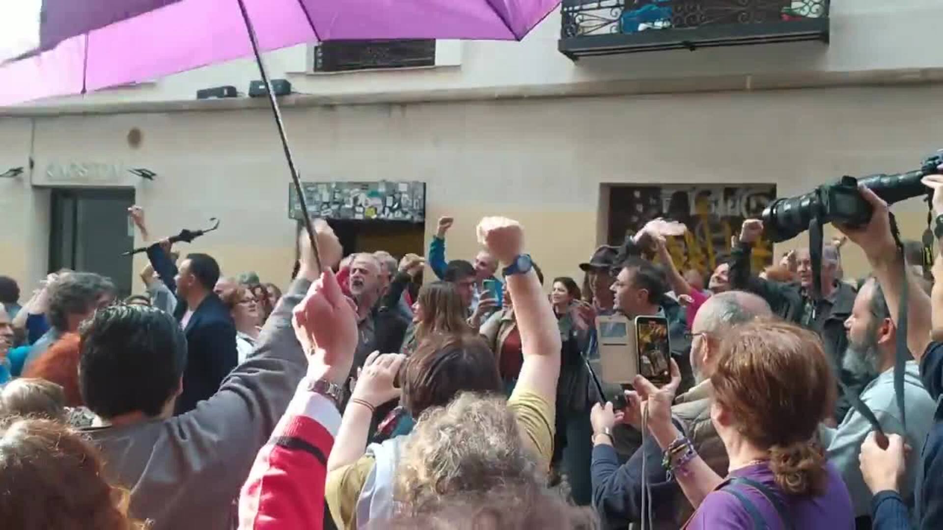 Iglesias llena el mitin de Podemos en Lavapiés con un discurso contra la "mafia"