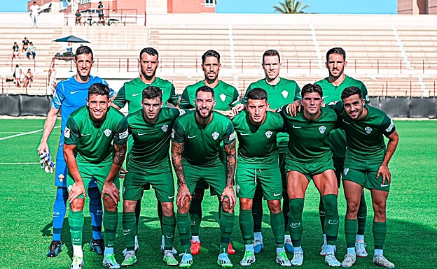 Imagen de la alineación con la que ha jugado esta mañana el Elche. 