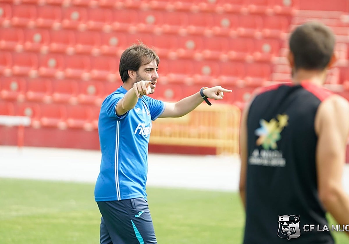 Mario Cartagena durante un entrenamiento en su primera etapa en el club