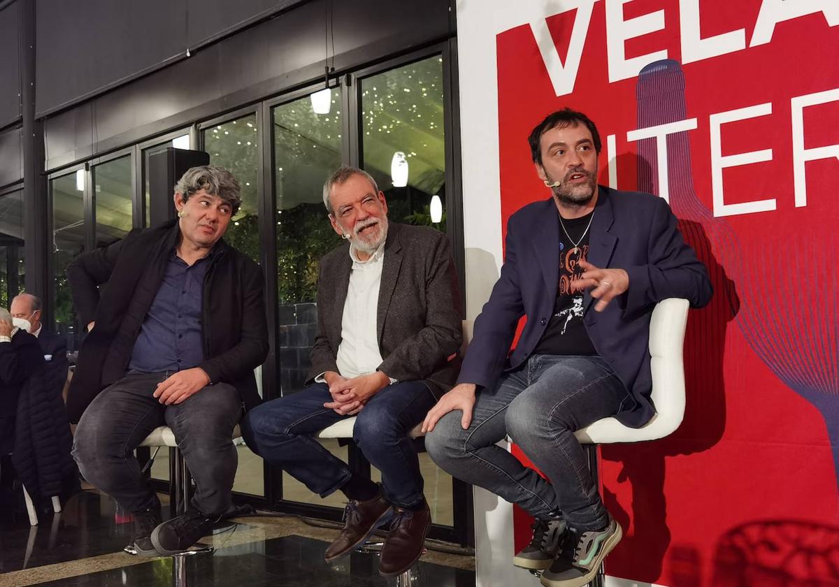 Carmen Mola en su debut en las veladas literarias de Maestral.