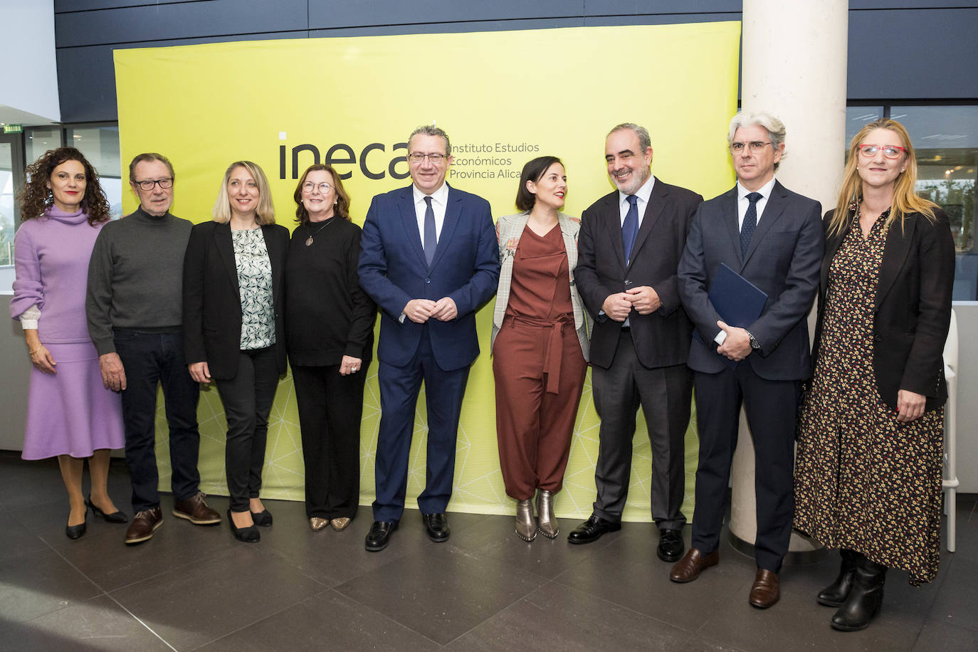 Autoridades y empresarios han estado presentes en la presentación del proyecto.