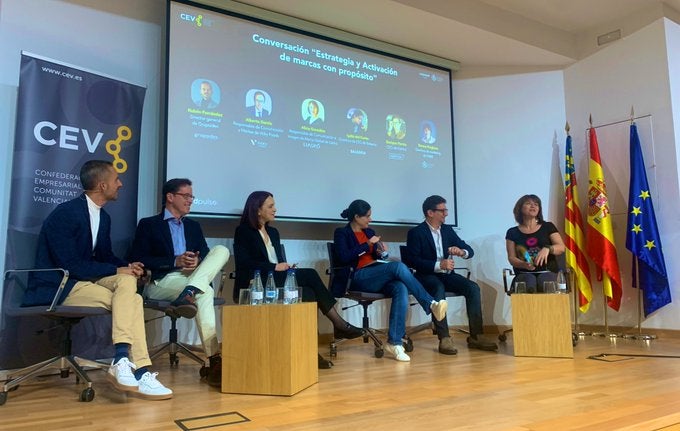 Un momento de la presentación del informe.