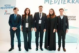 El acuerdo se ha firmado en Fitur y ha estado presente también el presidente de la APA, Luis Rodríguez.