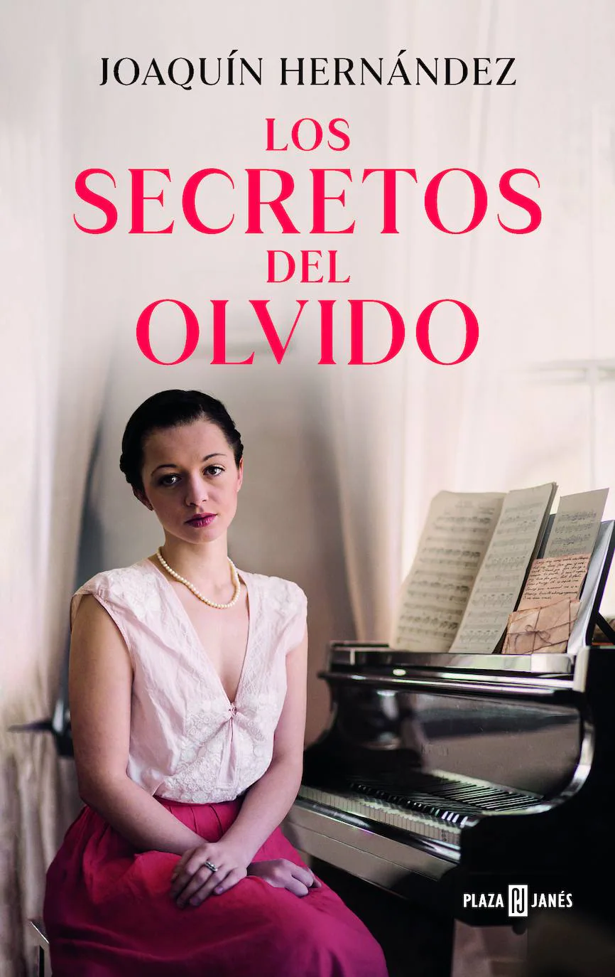 Portada de 'Los secretos del olvido', ópera prima de Joaquín Hernández.