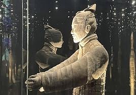 Uno de los Guerreros de Xi'an expuestos en el Marq de Alicante.