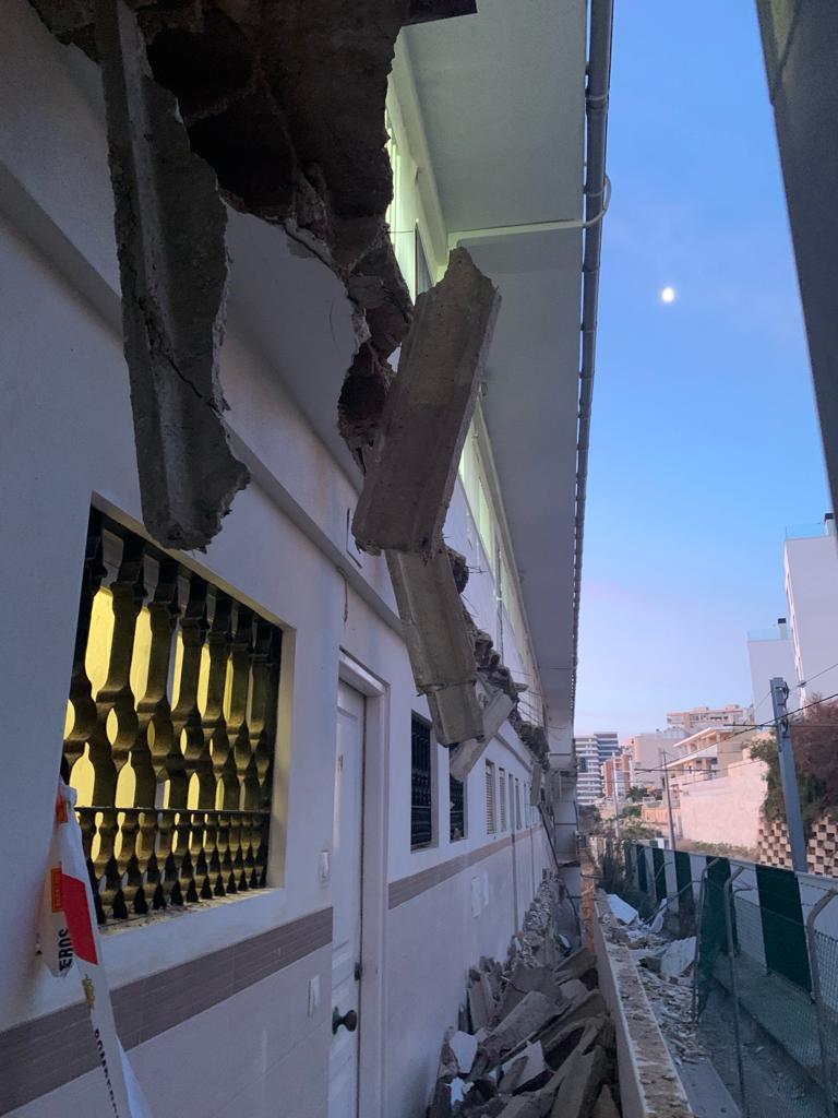 Así ha colapsado el edificio desalojado de El Campello