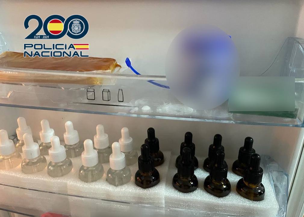 Ampollas descubiertas en el frigorífico.