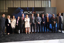 Foto de familia de la presentación de la nueva marca de la Generalitat Valenciana, Ivace+i