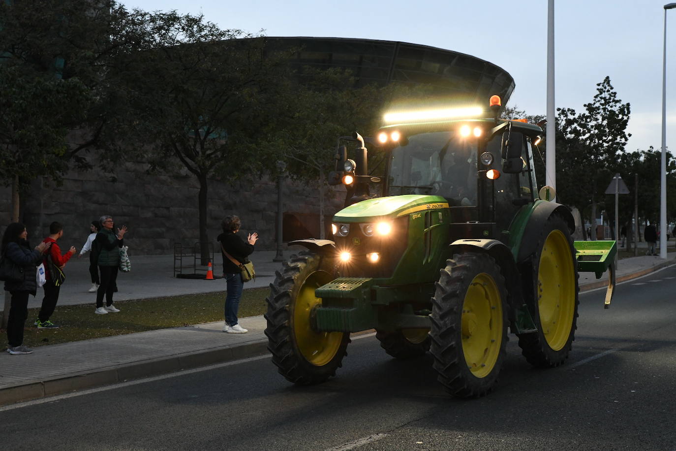 La tractorada de Elche en imágenes