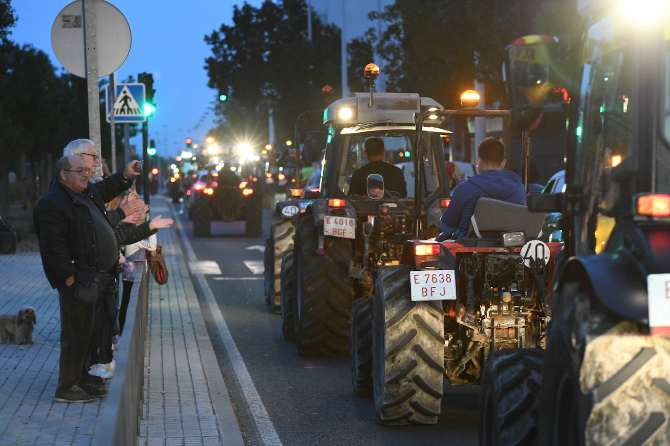 La tractorada de Elche en imágenes