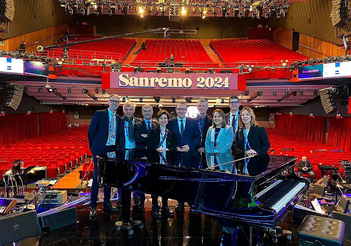 Visita de la delegación del Benidorm Fest al Sanremo.