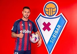 Sergio León, en su presentación como jugador del Eibar.