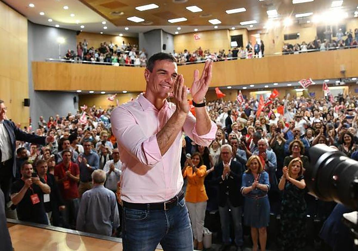 El presidente del Gobierno, Pedro Sánchez, en el mitín en el Paraninfo de la UA, anterior visita a la provincia.