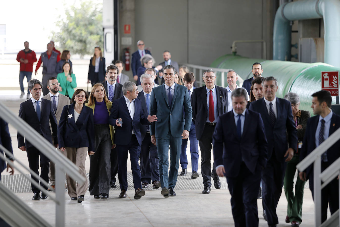 Así ha sido la visita de Pedro Sánchez a la desaladora de Torrevieja