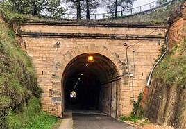 Uno de los túneles de la vía verde de Alcoi.