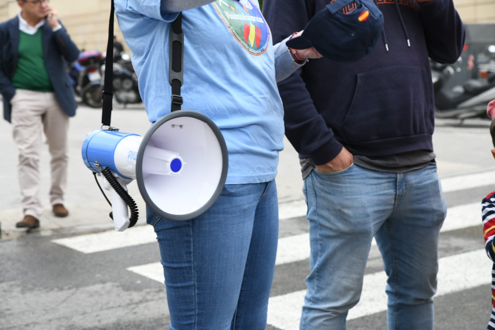 Policías y guardias civiles exigen en Alicante igualdad con el resto de cuerpos policiales