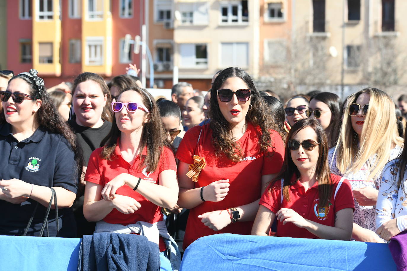 La mascletà de las Hogueras de Alicante en el ADDA, foto a foto