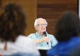 Johan Galtung durante una de sus últimas apariciones públicas en l'Alfàs del Pi