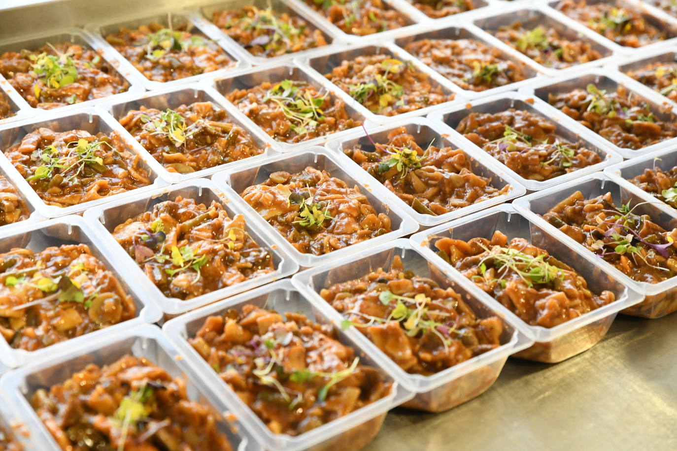 La vicepresidenta del Consell Susana Camarero visita Alicante Gastronómica