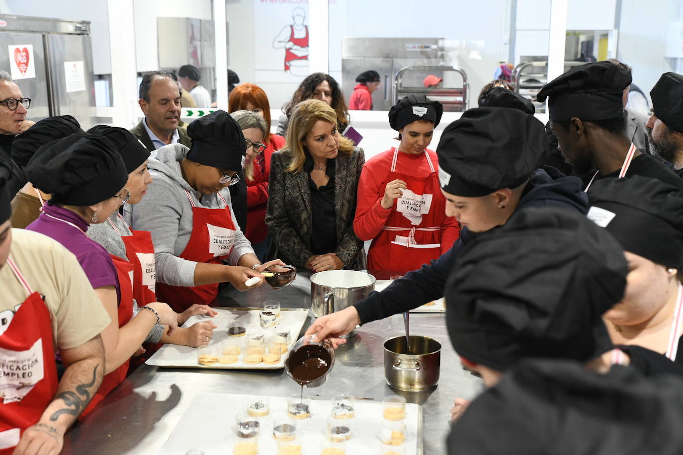 La vicepresidenta del Consell Susana Camarero visita Alicante Gastronómica