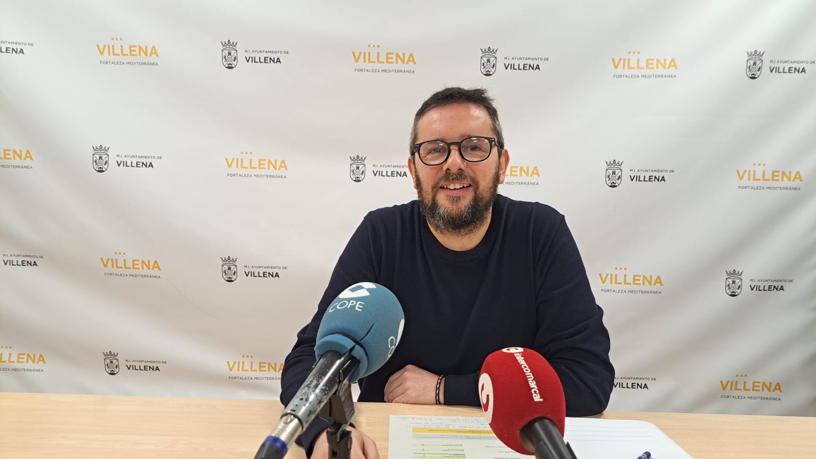 El concejal de Urbanismo Francisco Iniesta, haciendo balance sobre las solicitudes atendidas en Villena.